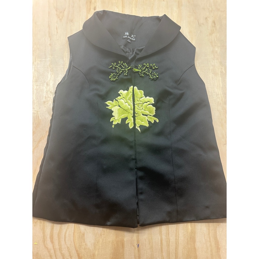 Ya Zheng Black Satin Silk Blend Embroidered Floral Frog Closure Vest Top‎ 3XL